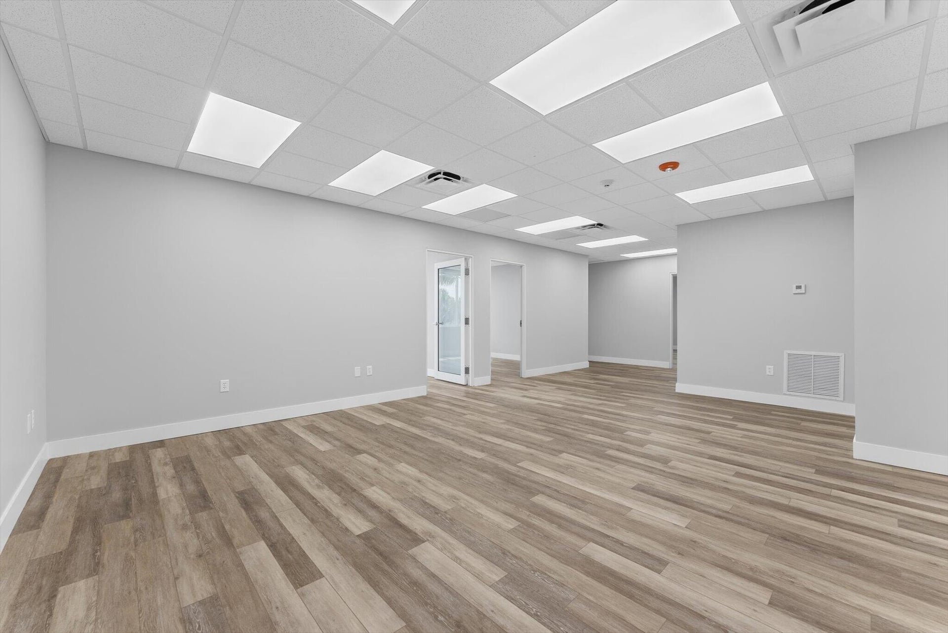 Unit 210 photo 4