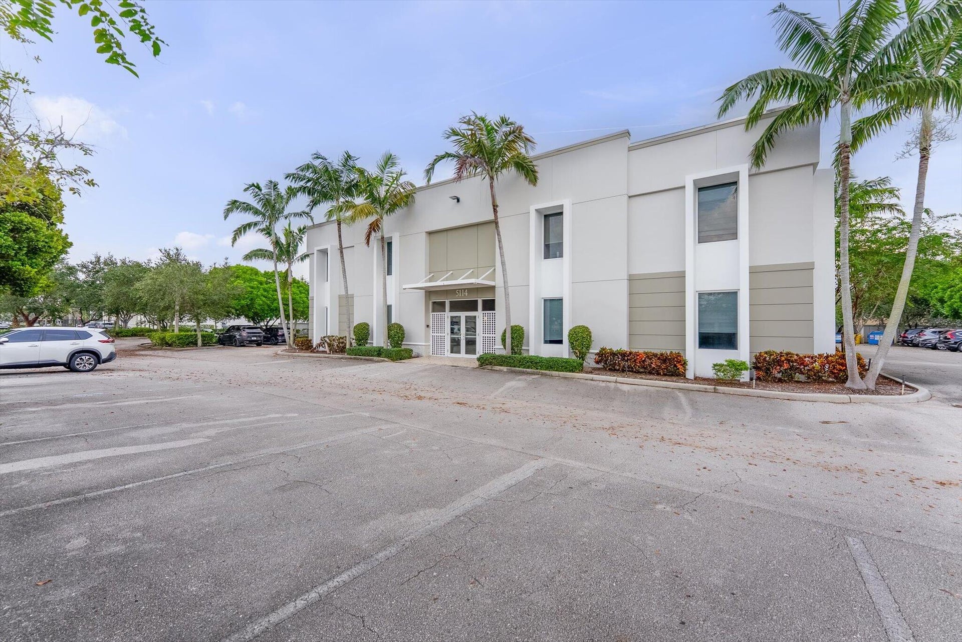 Unit 210 photo 19