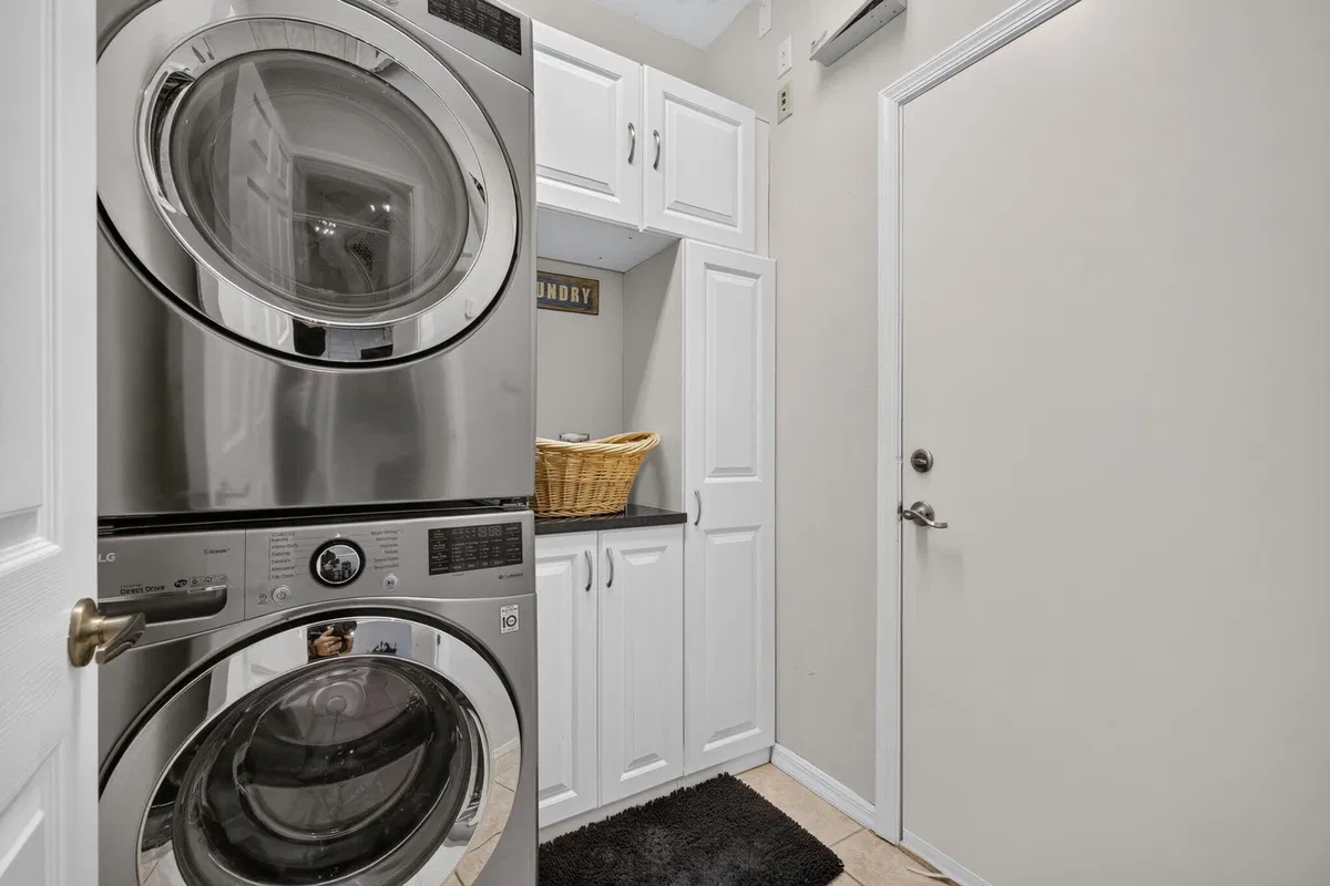 Residence photo 19