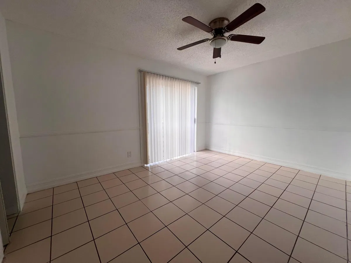 Residence photo 10