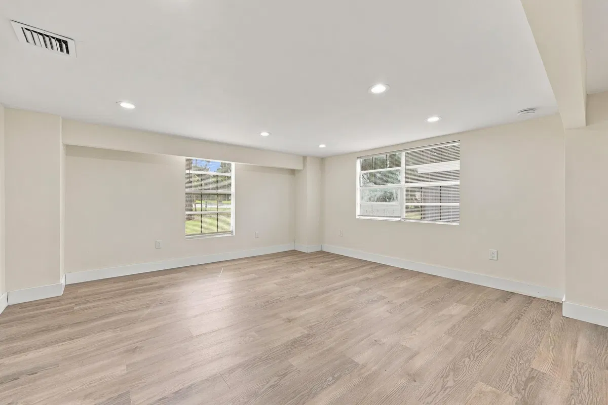  Residence photo 13