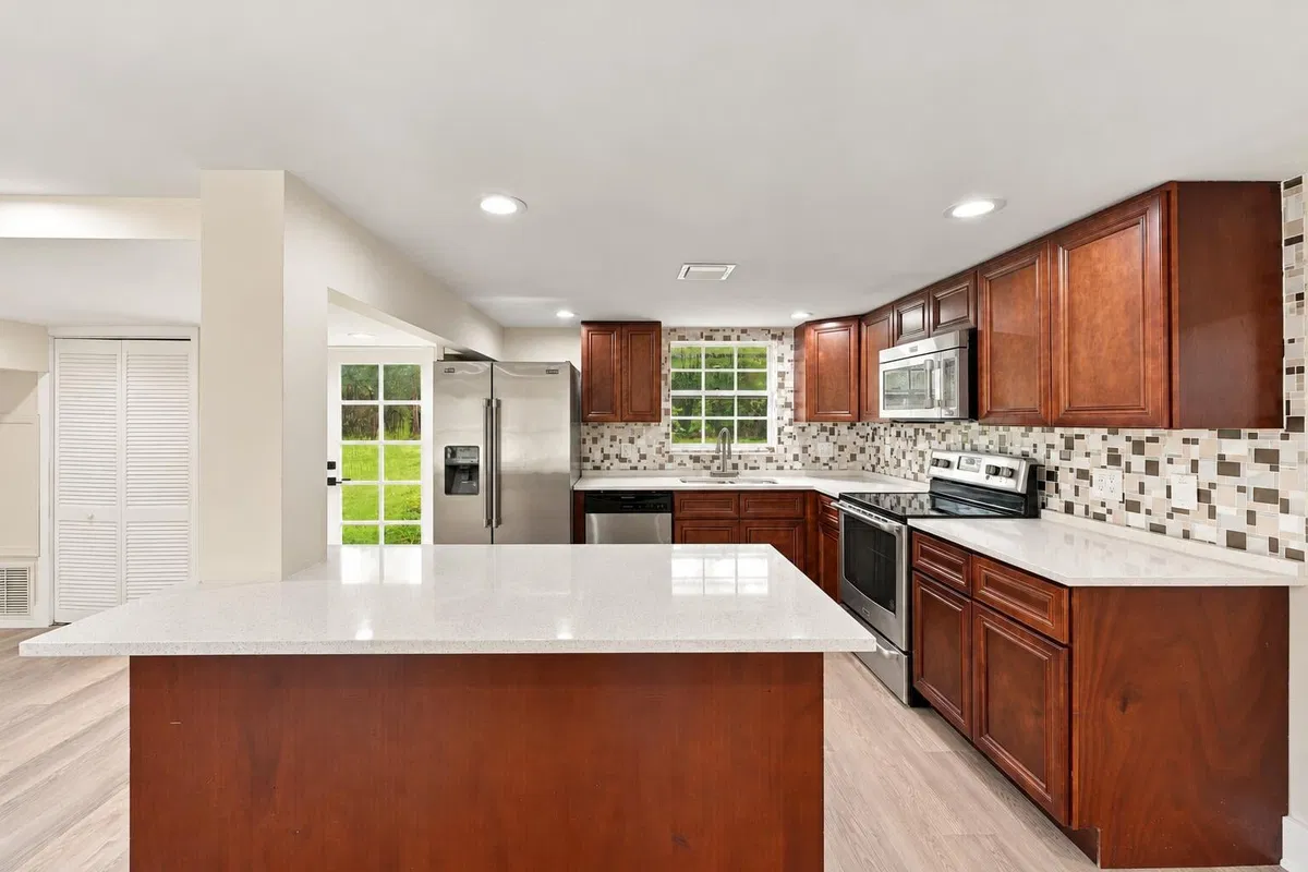  Residence photo 25