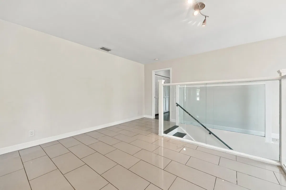  Residence photo 40