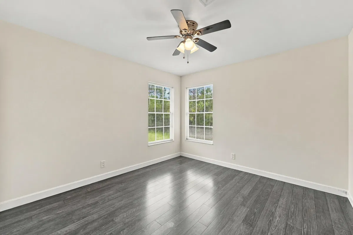  Residence photo 49