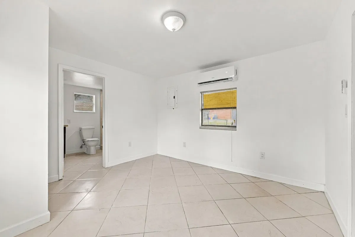  Residence photo 61
