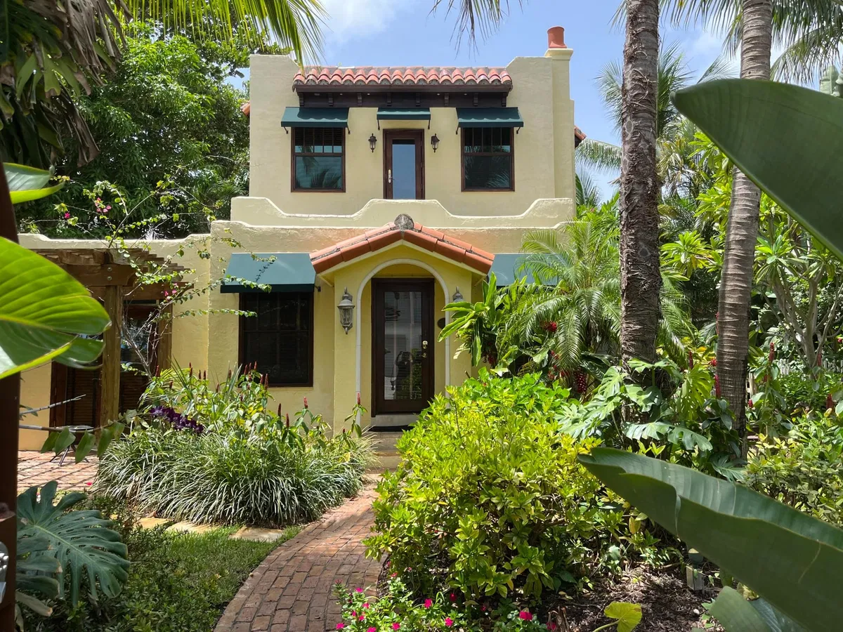Downtown Delray Beach Unit 1 photo 4