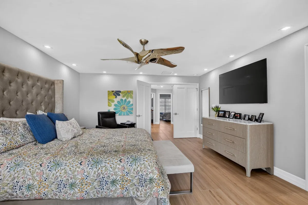 Sea Ranch Club of Boca Unit 3 photo 25
