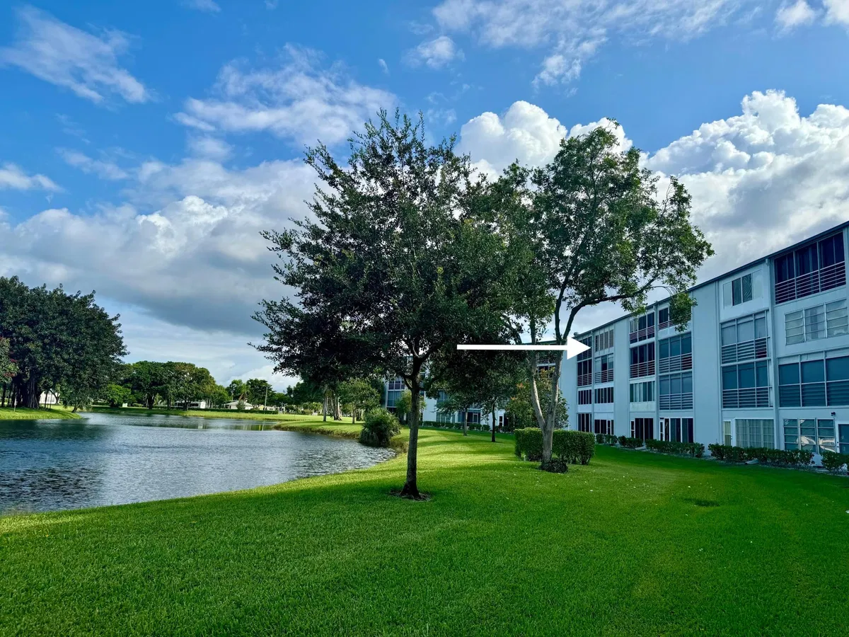 Unit 4031 photo 37