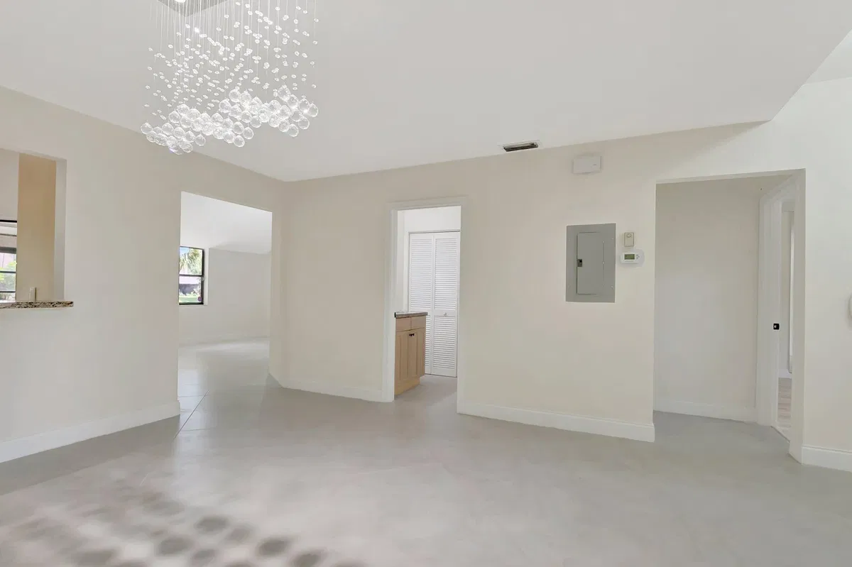 Residence photo 7