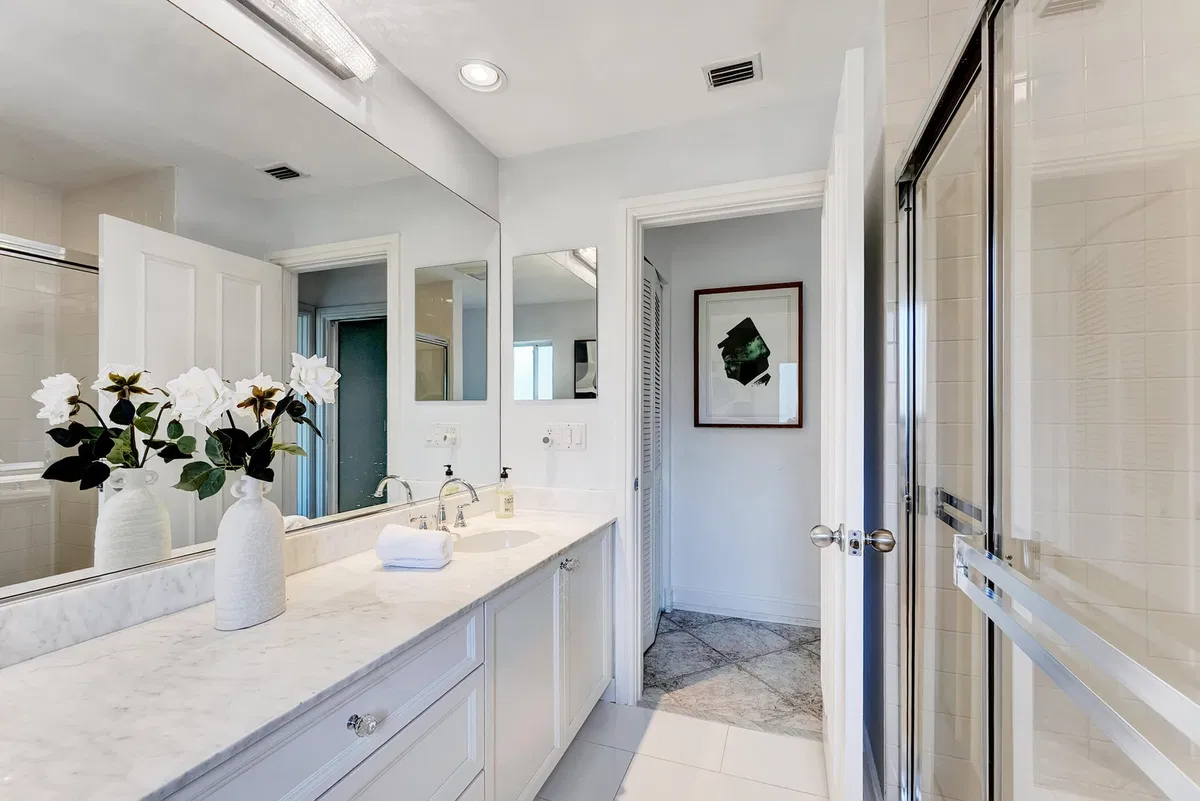 Admirals Cove Residence photo 7