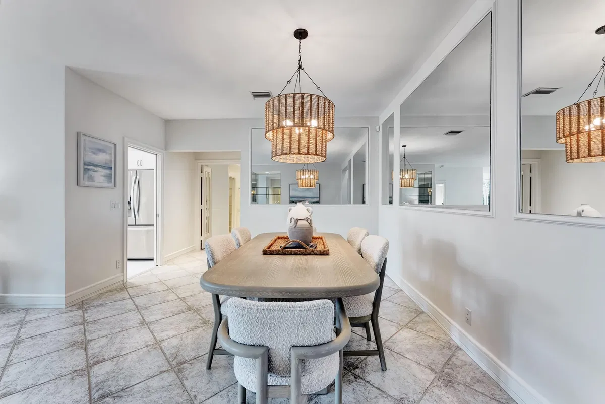 Admirals Cove Residence photo 10