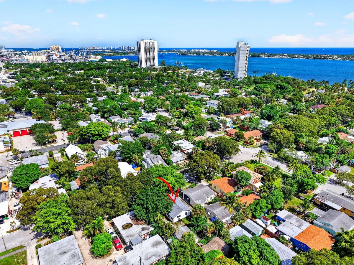 West Palm Beach Residence photo 40
