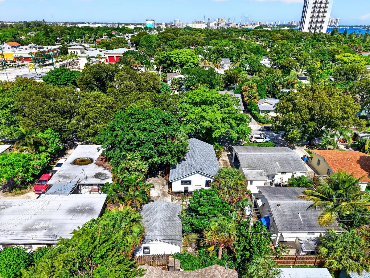 West Palm Beach Residence photo 43