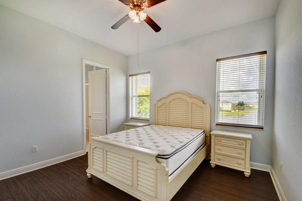 Residence photo 13