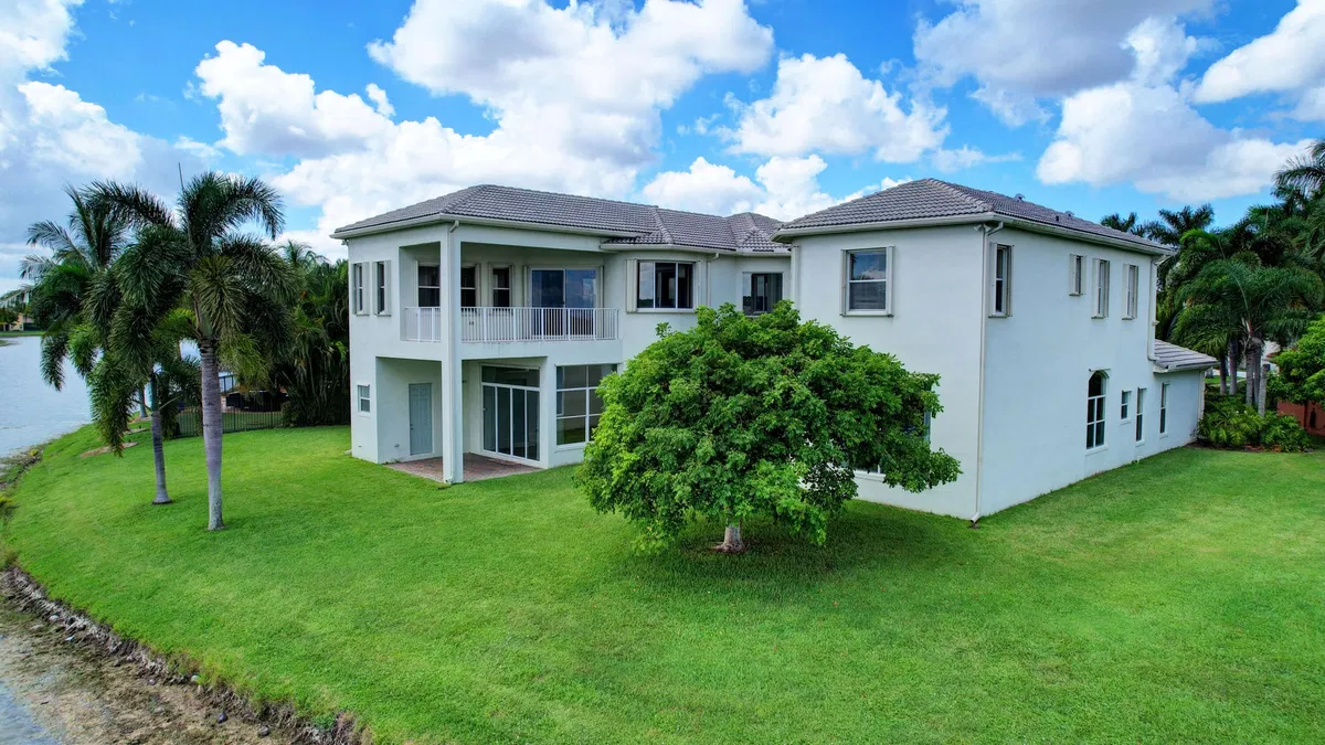 Residence photo 28