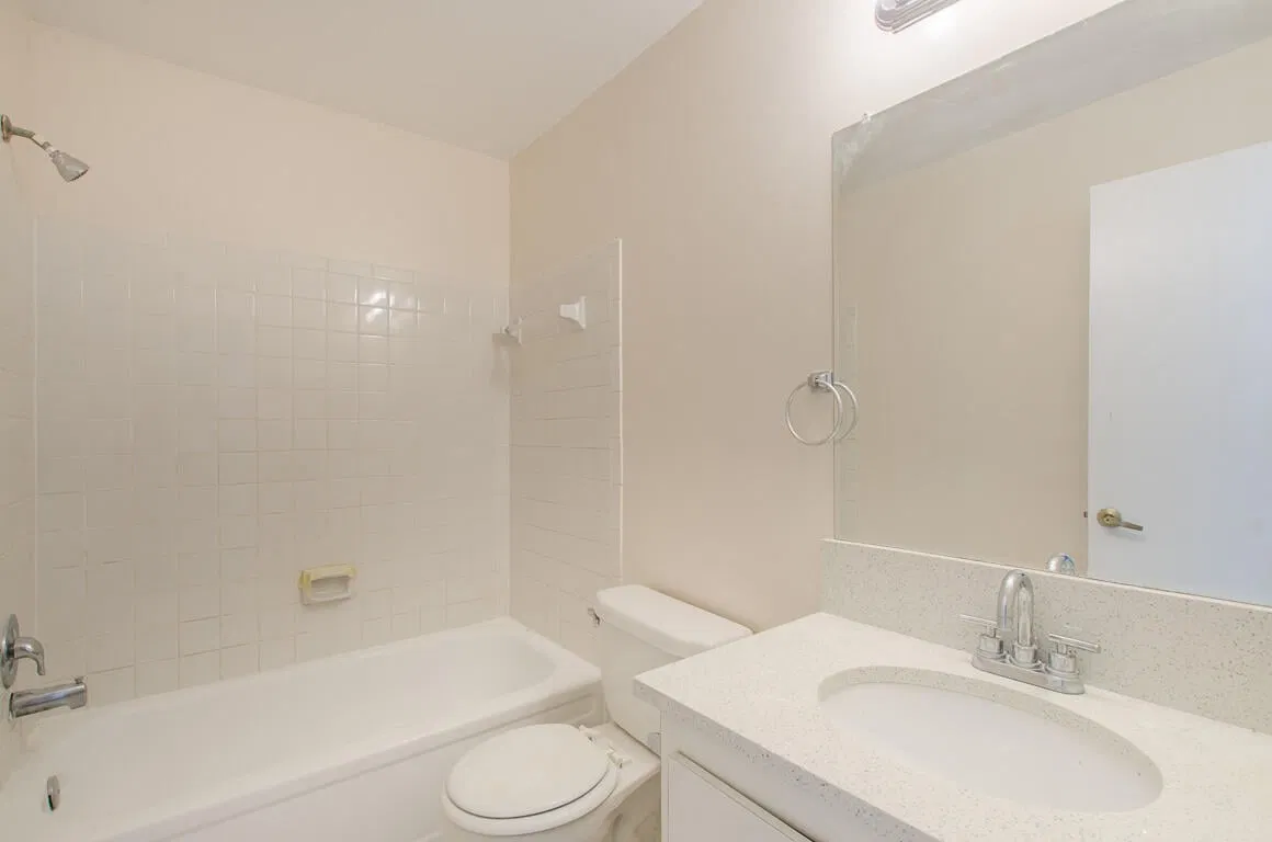Residence photo 25