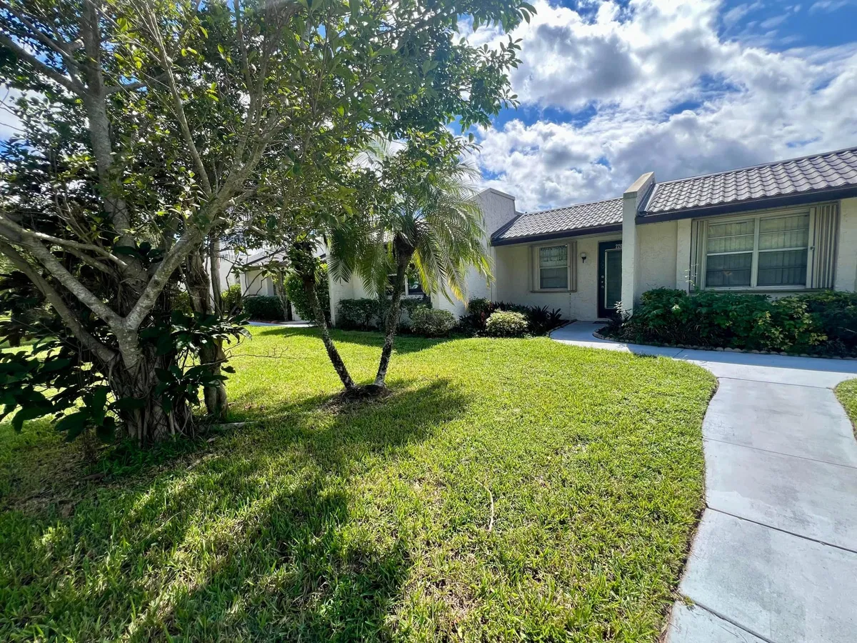 Residence photo 4