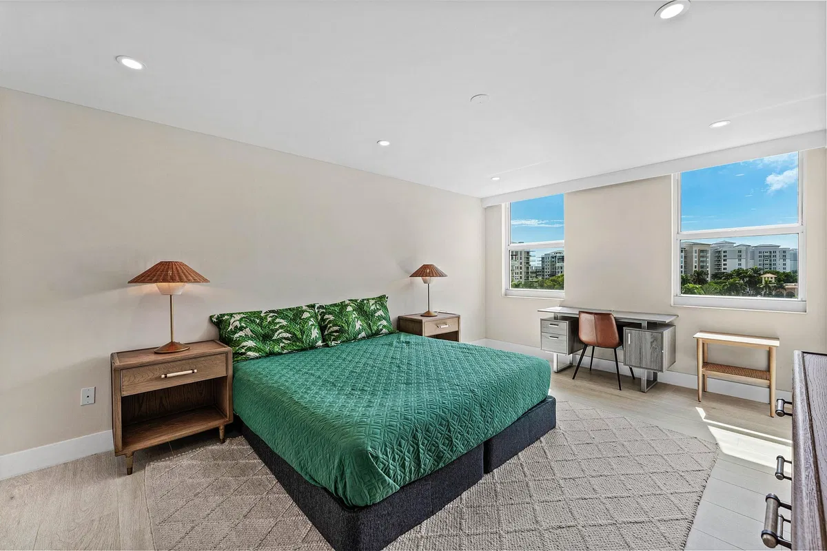 Townsend Place Unit 627 photo 13