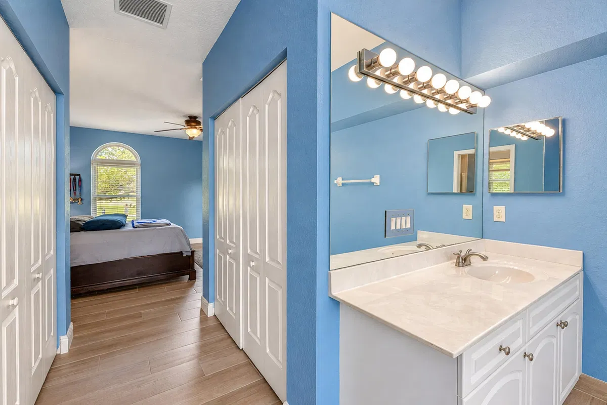Residence photo 28