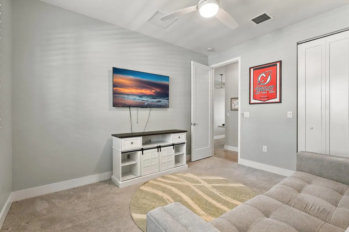  Residence photo 10