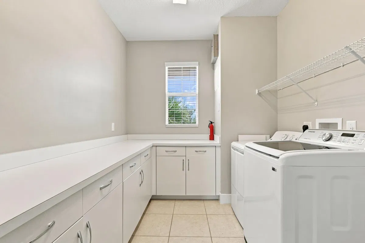  Residence photo 28