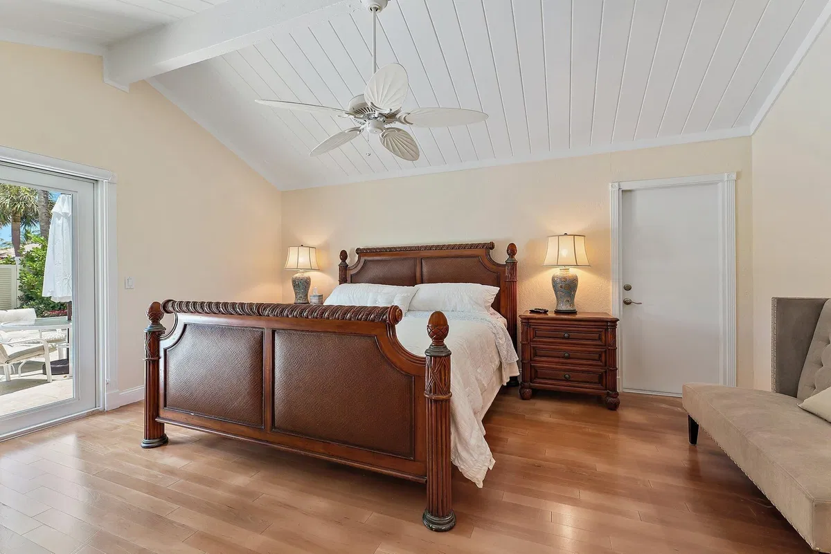  Residence photo 25