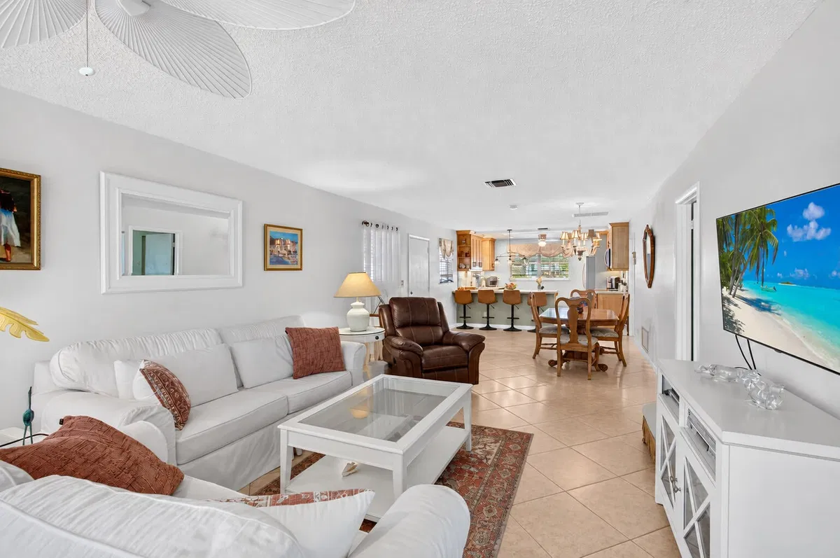  Residence photo 7
