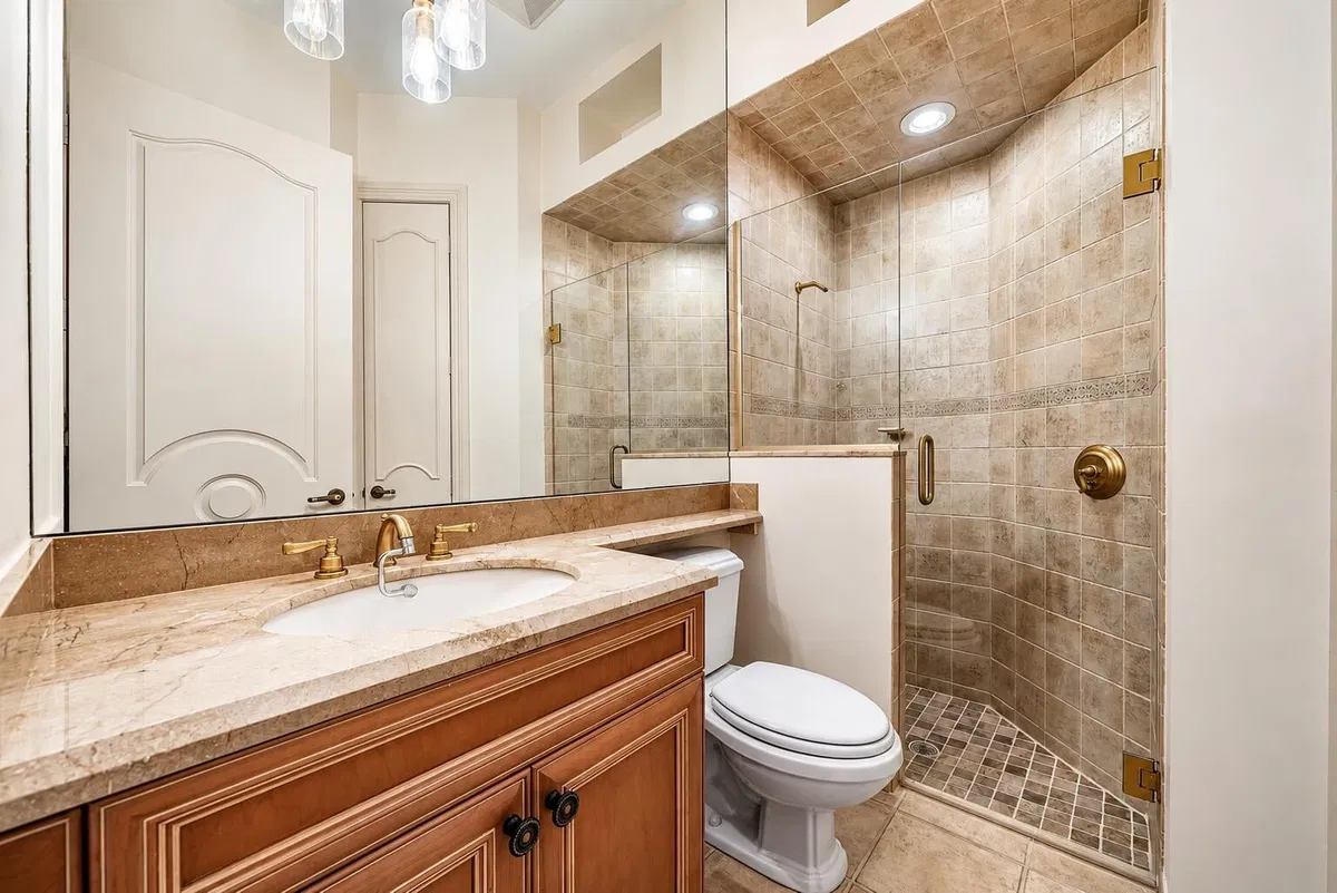 Residence photo 58