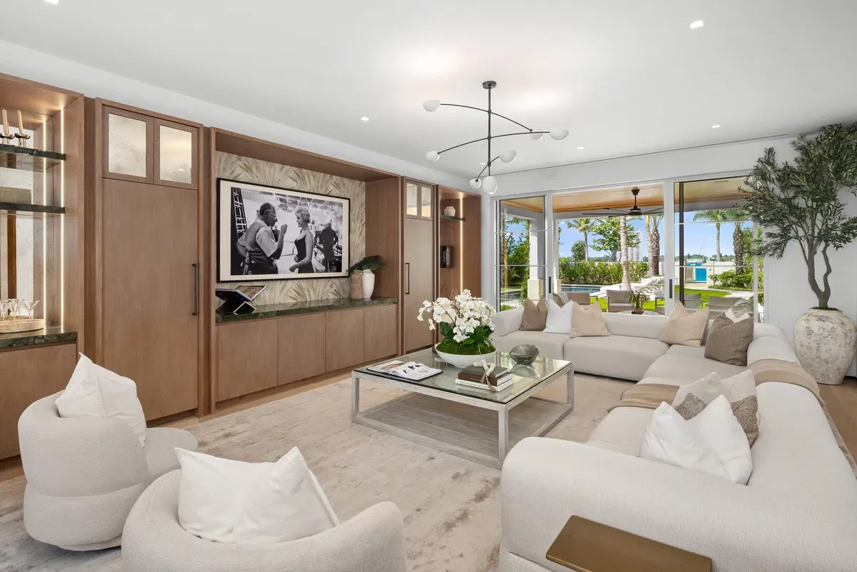 North End Palm Beach Residence photo 25