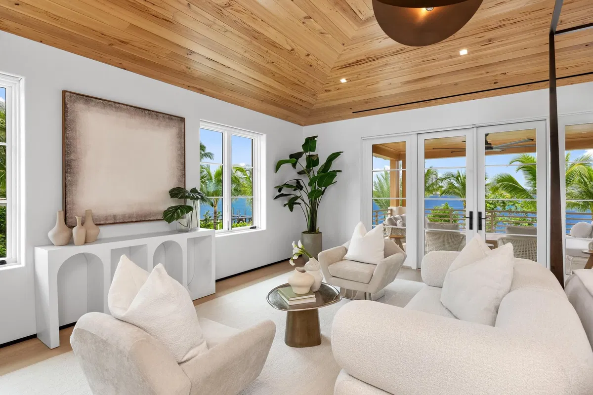 North End Palm Beach Residence photo 37