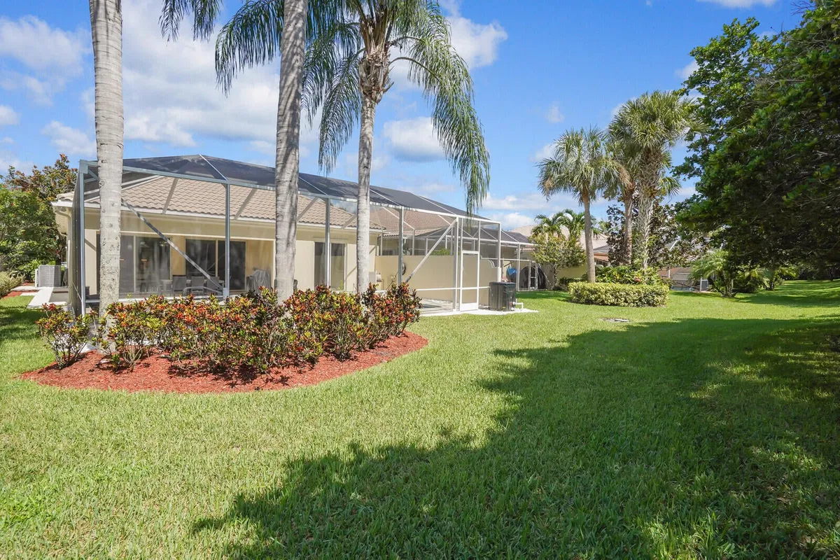 Residence photo 34