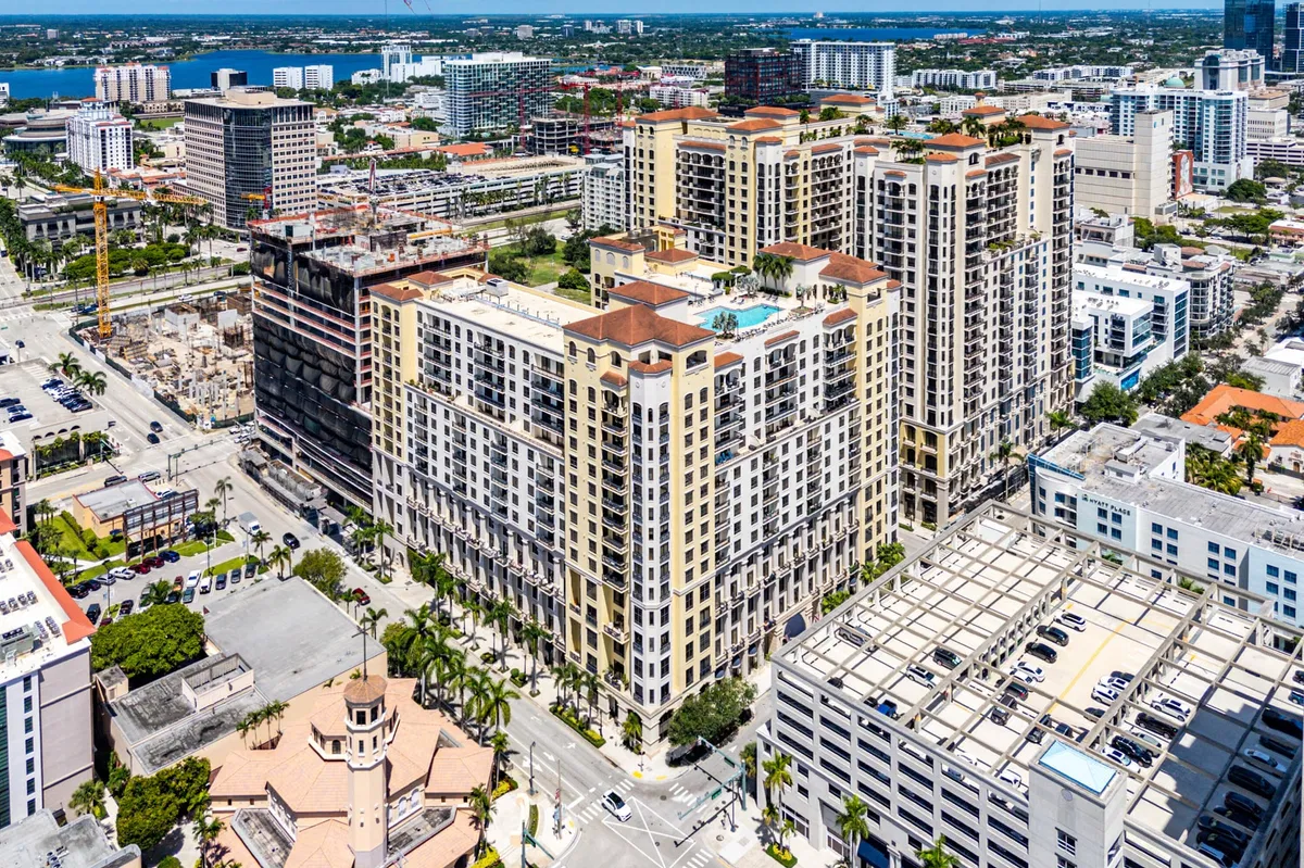 One City Plaza Unit 1027 photo 25
