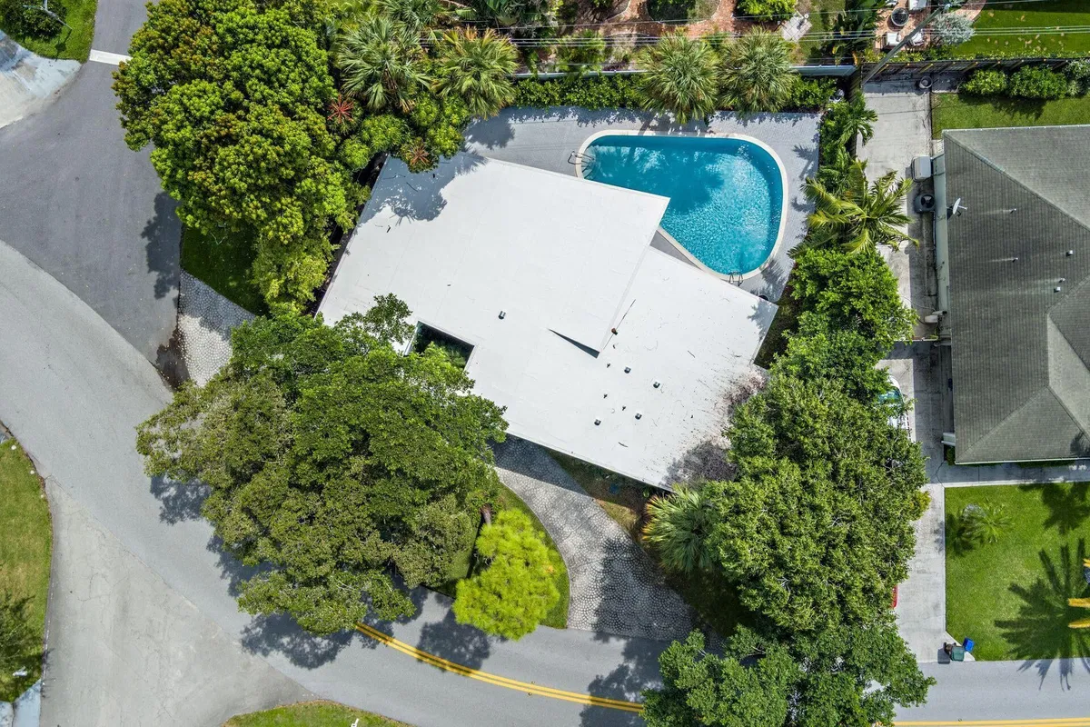  Residence photo 25