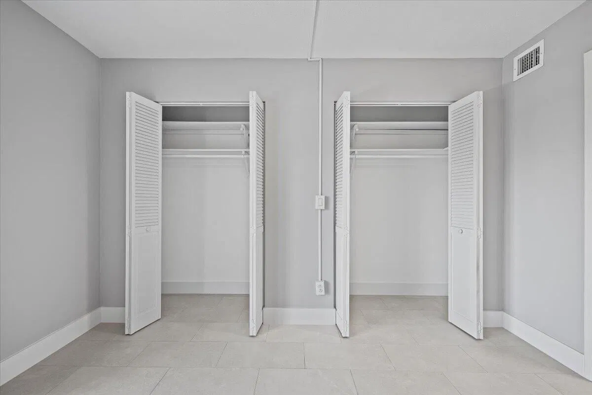  Unit 207 photo 10