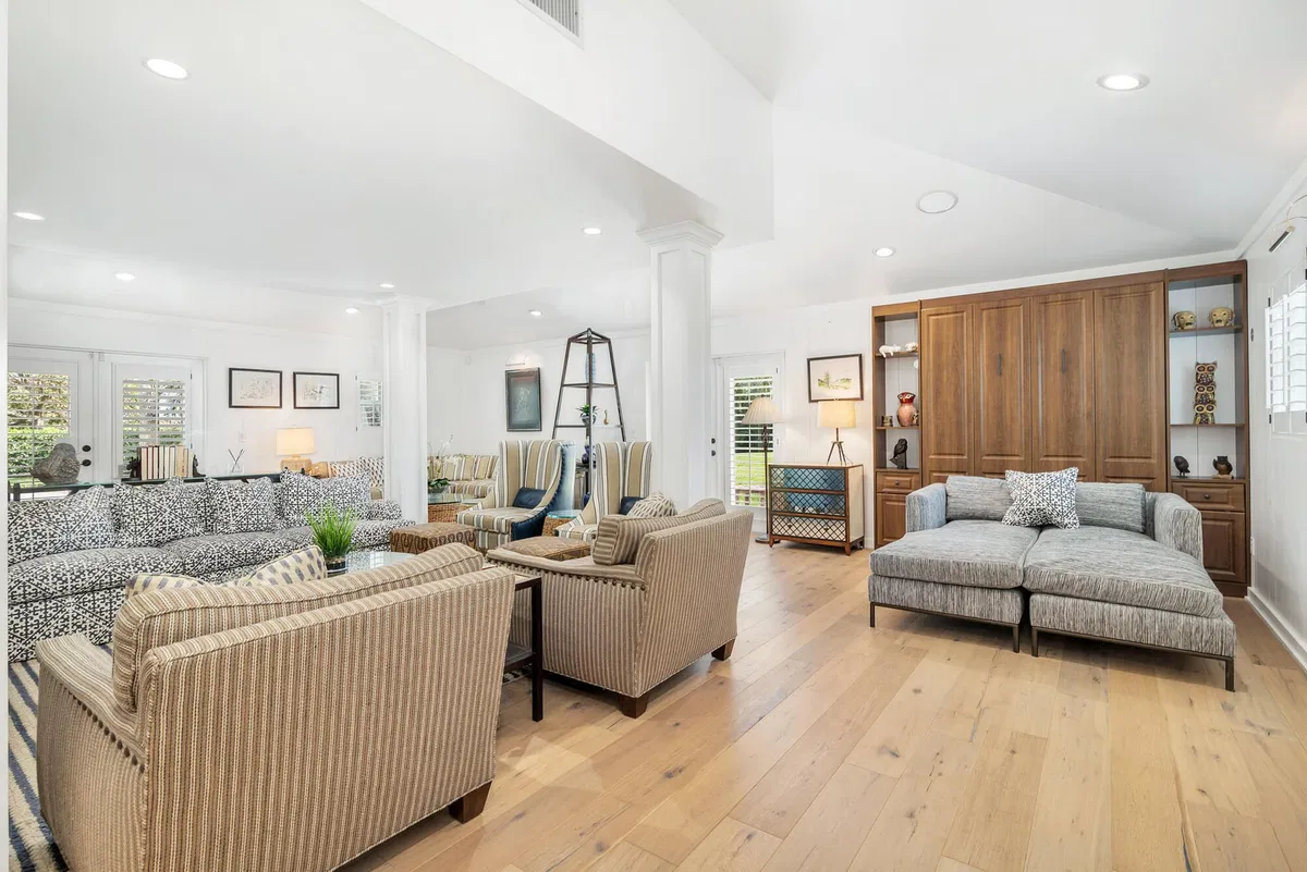  Residence photo 7