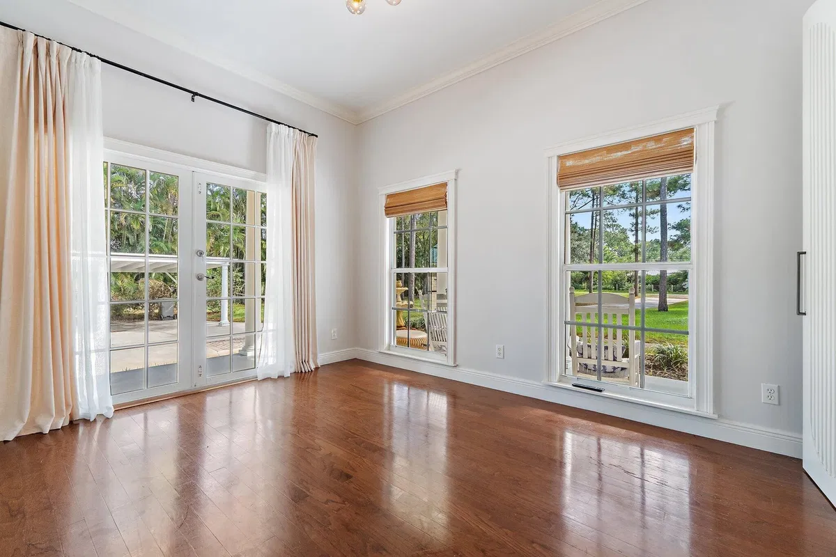 Residence photo 31