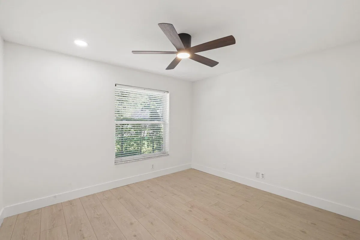 Residence photo 28