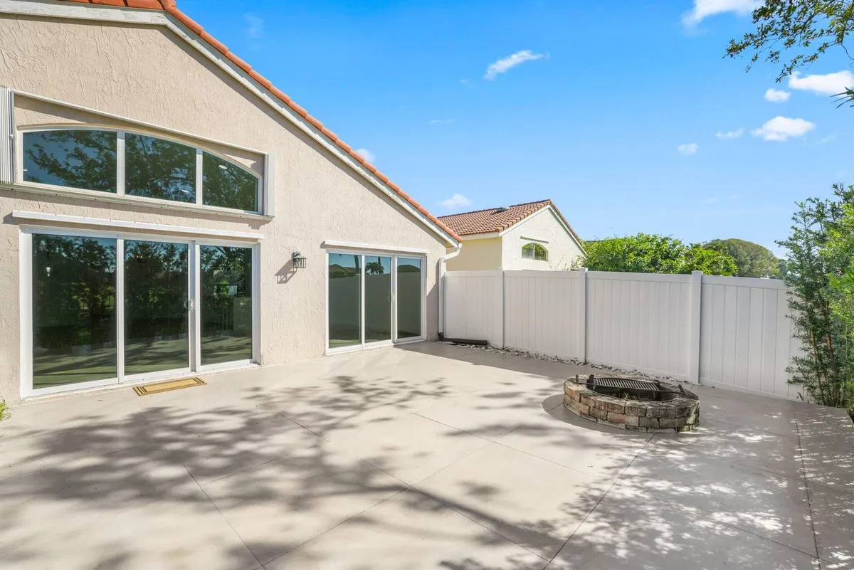 Residence photo 34