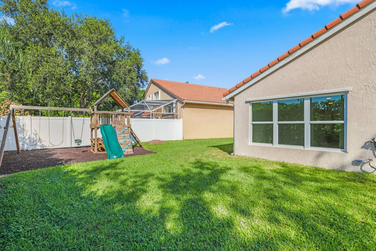 Residence photo 37
