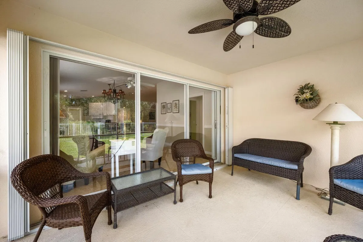 Residence photo 34
