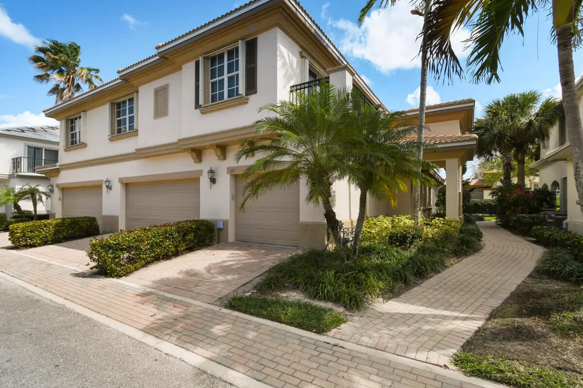 Evergrene Palm Beach Gardens Residence