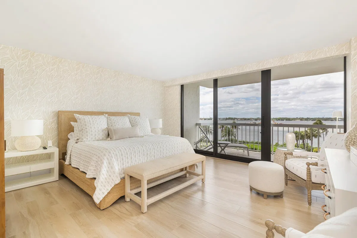 The Meridian Unit 407N photo 19