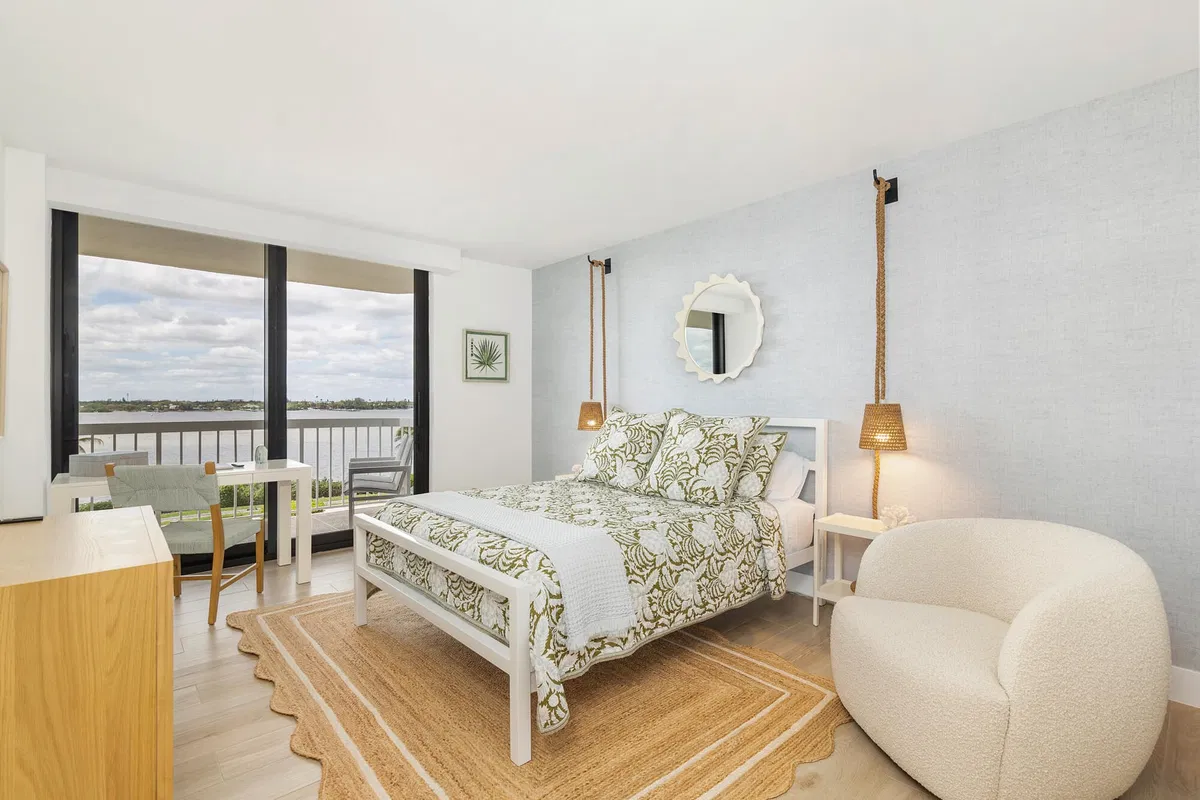 The Meridian Unit 407N photo 22
