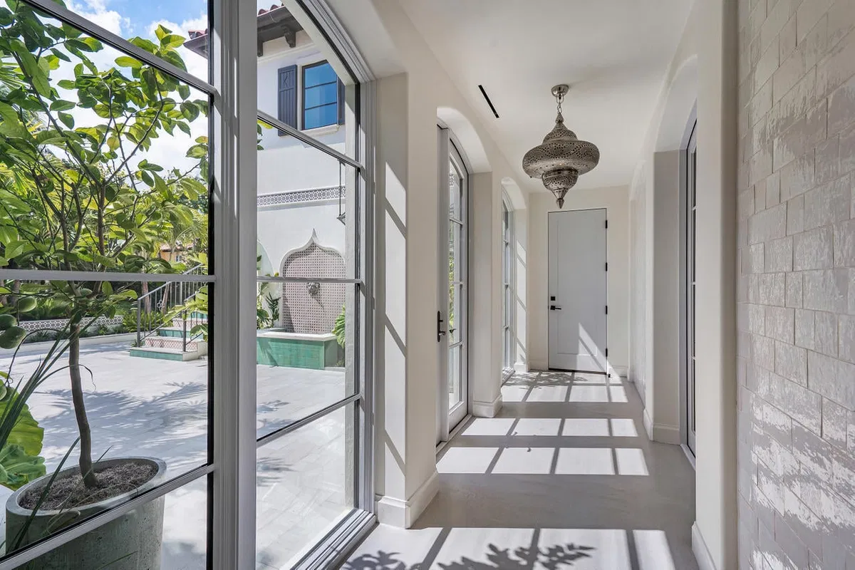  Residence photo 34