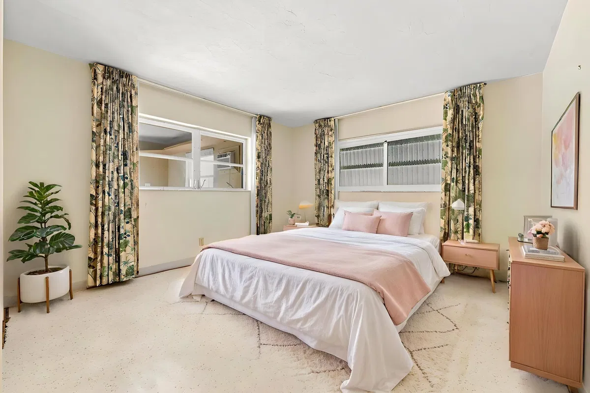 Residence photo 43
