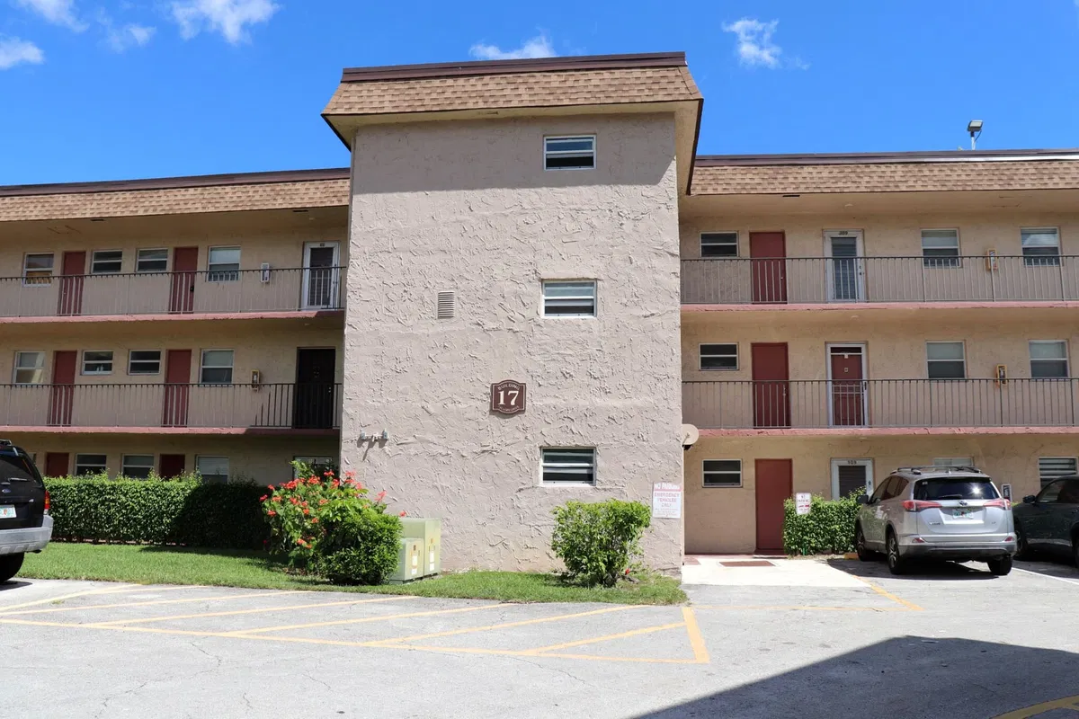 Unit Apt 315
