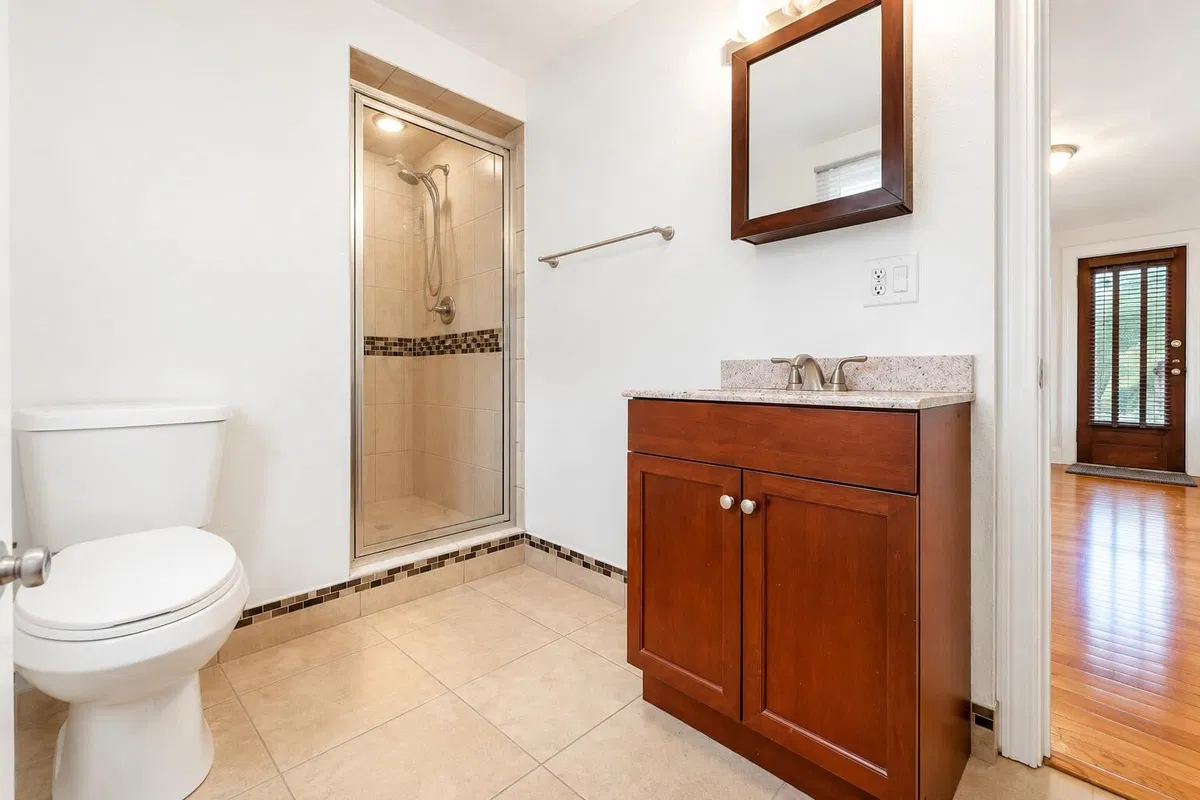 Residence photo 22