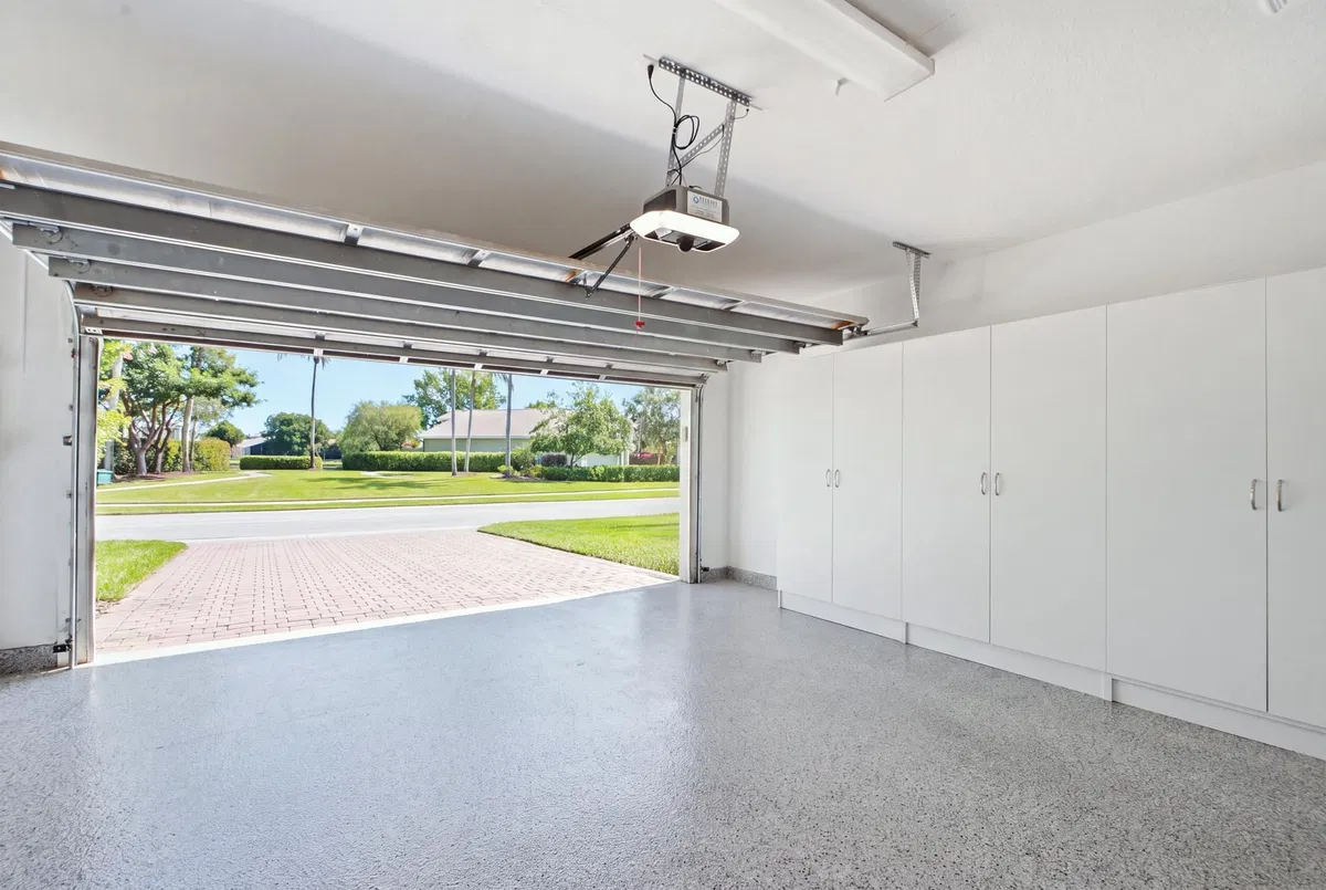 Residence photo 37