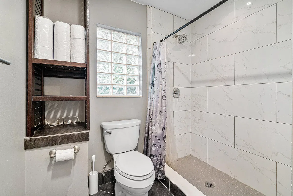 Residence photo 25