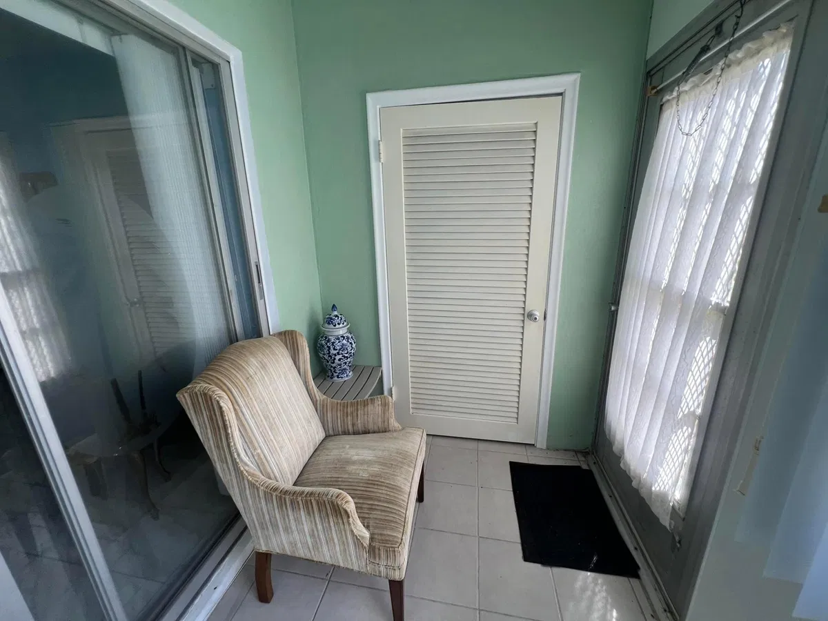 Residence photo 19